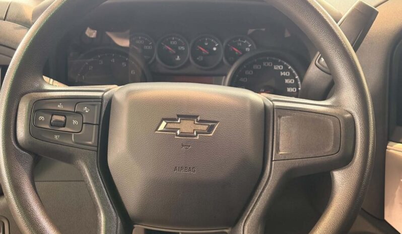 
								2024 Chevrolet Silverado 1500 Crew Cab Standard full									