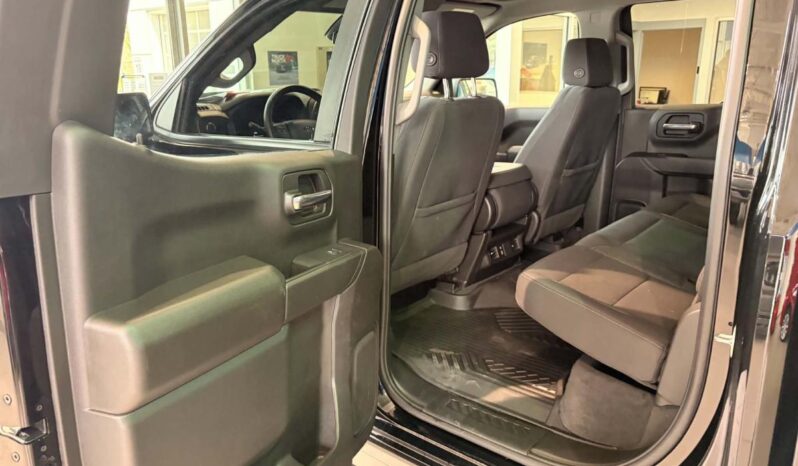 
								2024 Chevrolet Silverado 1500 Crew Cab Standard full									