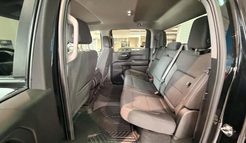 
								2024 Chevrolet Silverado 1500 Crew Cab Standard full									