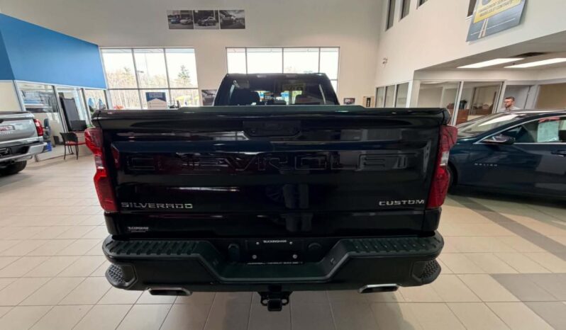 
								2024 Chevrolet Silverado 1500 Crew Cab Standard full									