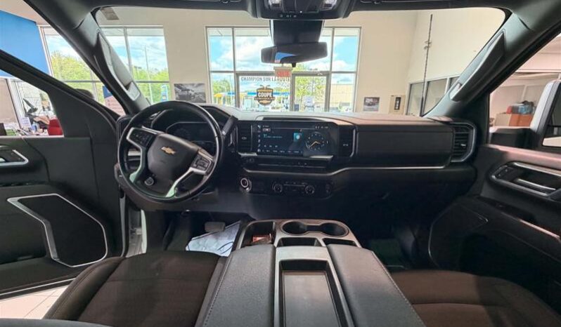 
								2024 Chevrolet Silverado 2500 4WD Crew Cab Standard Box LT full									