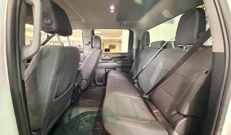 
								2024 Chevrolet Silverado 2500 4WD Crew Cab Standard Box LT full									