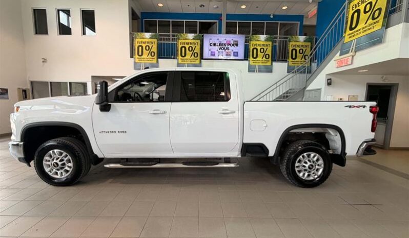 
								2024 Chevrolet Silverado 2500 4WD Crew Cab Standard Box LT full									