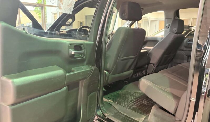 
								2024 Chevrolet Silverado 1500 Crew Cab Standard full									