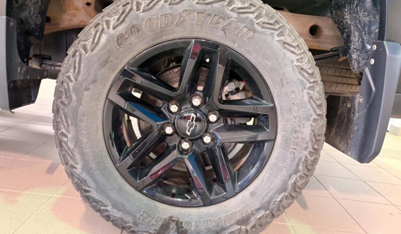 
								2024 Chevrolet Silverado 1500 Crew Cab Standard full									