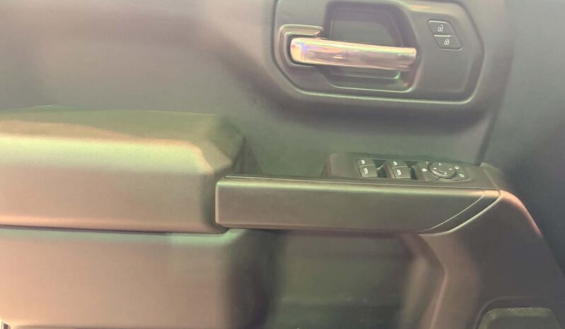 
								2024 Chevrolet Silverado 1500 Crew Cab Standard full									