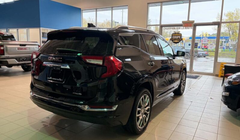 
								2024 GMC Terrain Awd Denali full									