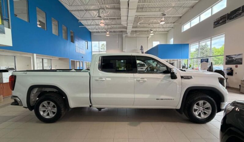
								2024 GMC Sierra 1500 Crew Cab Standard full									