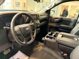
										2025 Chevrolet Silverado 1500 Crew Cab Standard full									