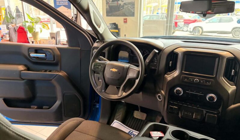 
								2025 Chevrolet Silverado 1500 Crew Cab Standard full									