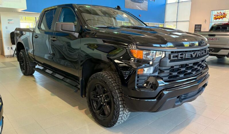 
								2025 Chevrolet Silverado 1500 Crew Cab Standard full									