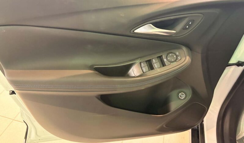 
								2026 Buick Encore GX Sport Touring Awd full									