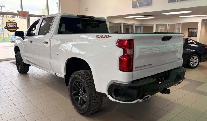 
								2026 Chevrolet Silverado 1500 Crew Cab Standard full									