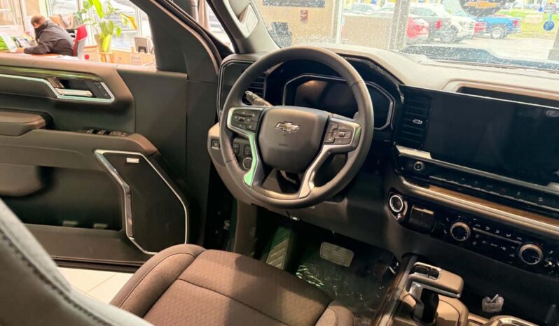 
								2026 Chevrolet Silverado 1500 Crew Cab Standard full									