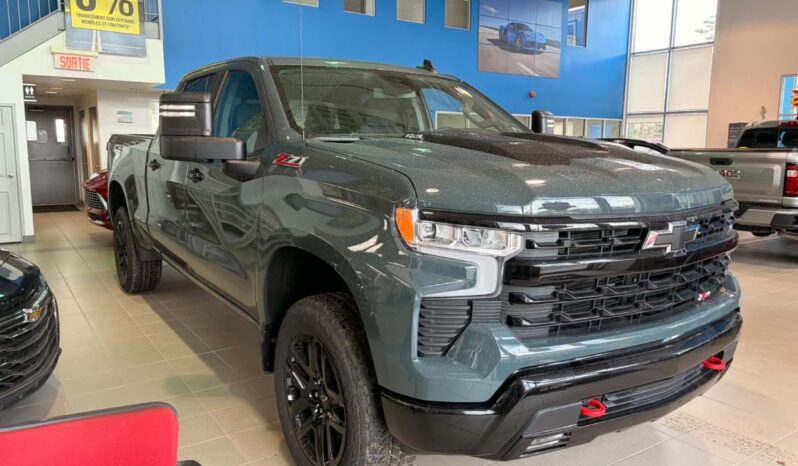 
								2026 Chevrolet Silverado 1500 Crew Cab Standard full									