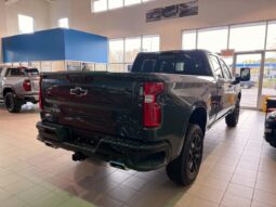 
										2026 Chevrolet Silverado 1500 Crew Cab Standard full									