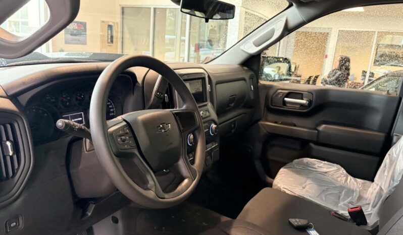 
								2026 Chevrolet Silverado 1500 Crew Cab Standard full									