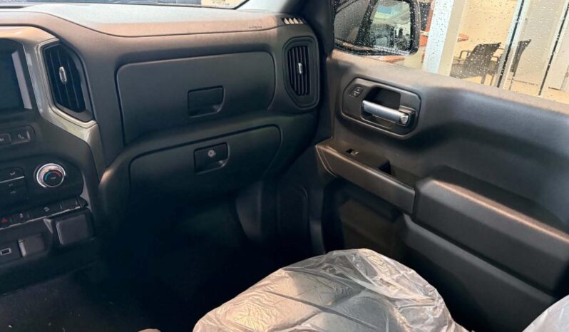 
								2026 Chevrolet Silverado 1500 Crew Cab Standard full									