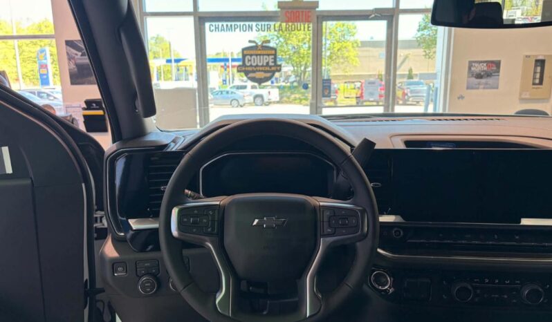
								2026 Chevrolet Silverado 1500 Crew Cab Standard full									