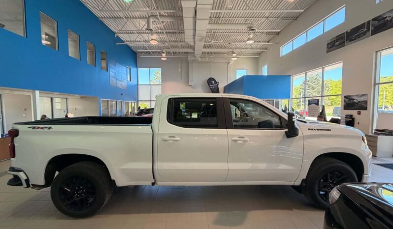 
								2026 Chevrolet Silverado 1500 Crew Cab Standard full									