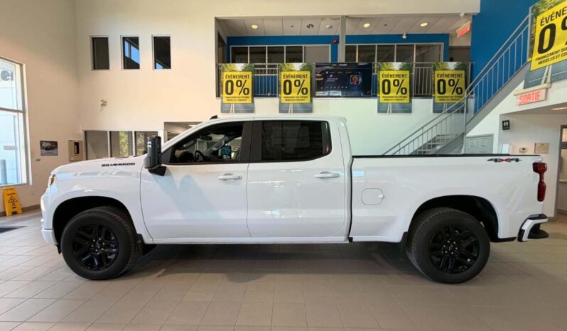 
								2026 Chevrolet Silverado 1500 Crew Cab Standard full									