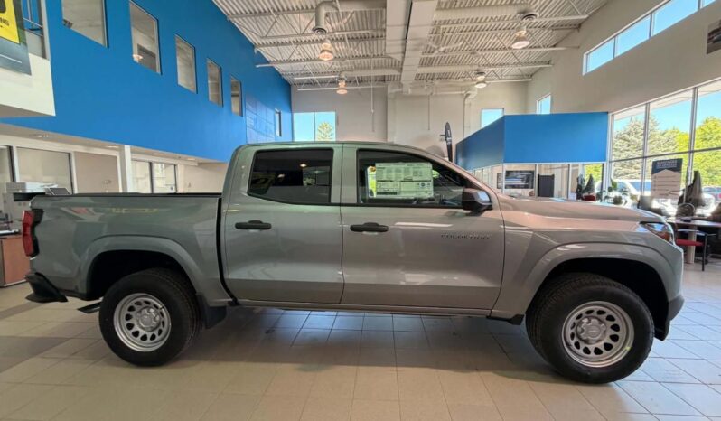 
								2026 Chevrolet Colorado Crew Cab Short Box 2 full									