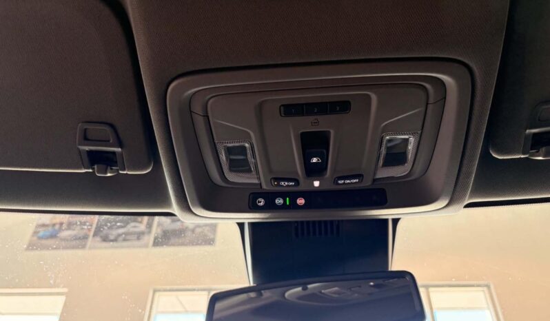 
								2026 Chevrolet Silverado 1500 Crew Cab Standard full									