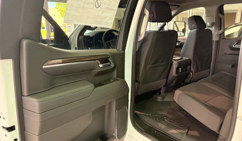 
								2026 Chevrolet Silverado 1500 Crew Cab Standard full									