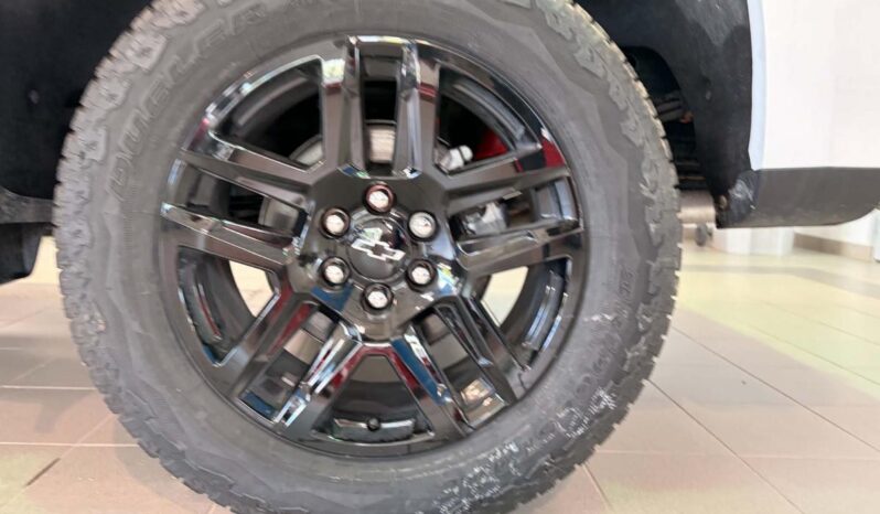 
								2026 Chevrolet Silverado 1500 Crew Cab Standard full									