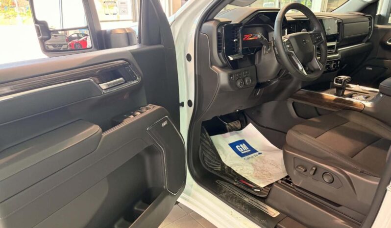 
								2026 Chevrolet Silverado 1500 Crew Cab Standard full									