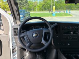 
										2026 Chevrolet Express Cargo Van 2500 Extd Wheelbase full									