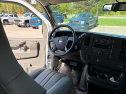 
										2026 Chevrolet Express Cargo Van 2500 Extd Wheelbase full									