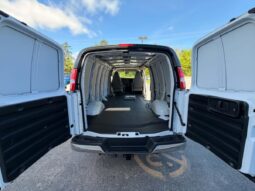 
										2026 Chevrolet Express Cargo Van 2500 Extd Wheelbase full									