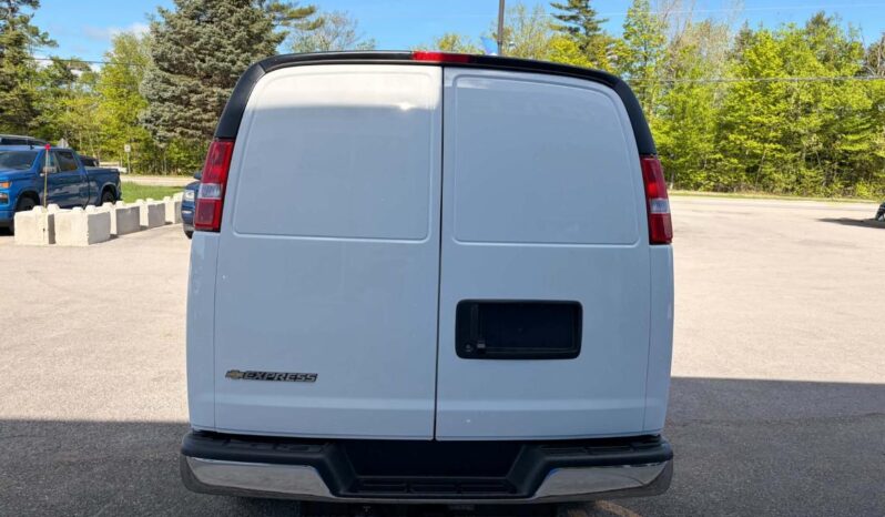 
								2026 Chevrolet Express Cargo Van 2500 Extd Wheelbase full									