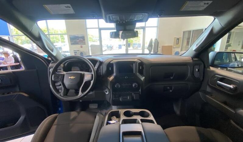 
								2026 Chevrolet Silverado 1500 Crew Cab Standard Box 4-Wheel Drive Custom full									