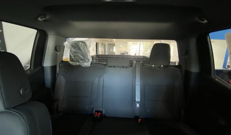
								2026 Chevrolet Silverado 1500 Crew Cab Standard Box 4-Wheel Drive Custom full									