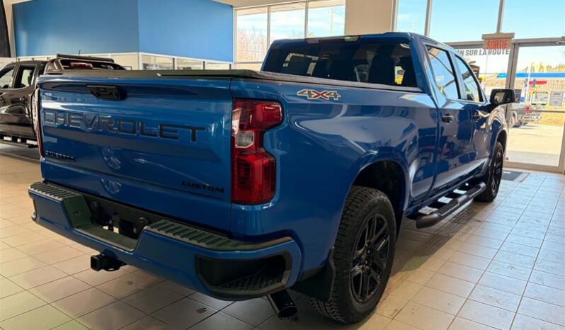 
								2026 Chevrolet Silverado 1500 Crew Cab Standard Box 4-Wheel Drive Custom full									
