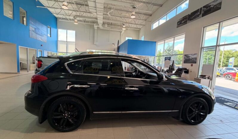
								2015 Infiniti QX50 Wagon full									