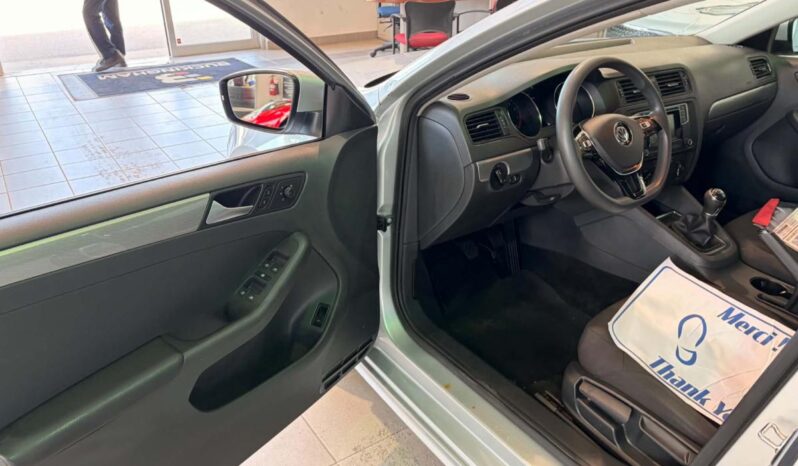 
								2016 Volkswagen Jetta Trendline Plus 1.4t full									