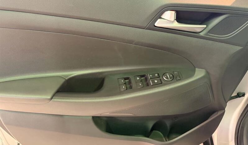 
								2020 Hyundai Tucson AWD 2.0L Preferred full									