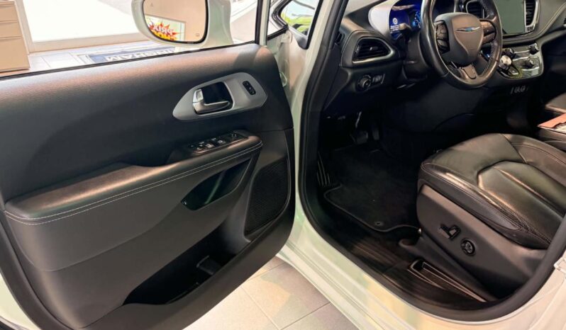 
								2021 Chrysler Pacifica Hybrid Touring L full									