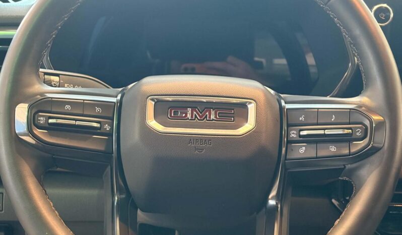 
								2023 GMC Canyon Crew Cab Short Box full									