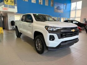 2024 Chevrolet Colorado Crew Cab Short Box 4
