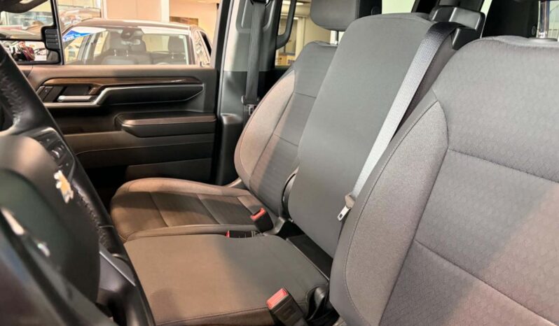 
								2024 Chevrolet Silverado 2500 4wd Crew Cab full									