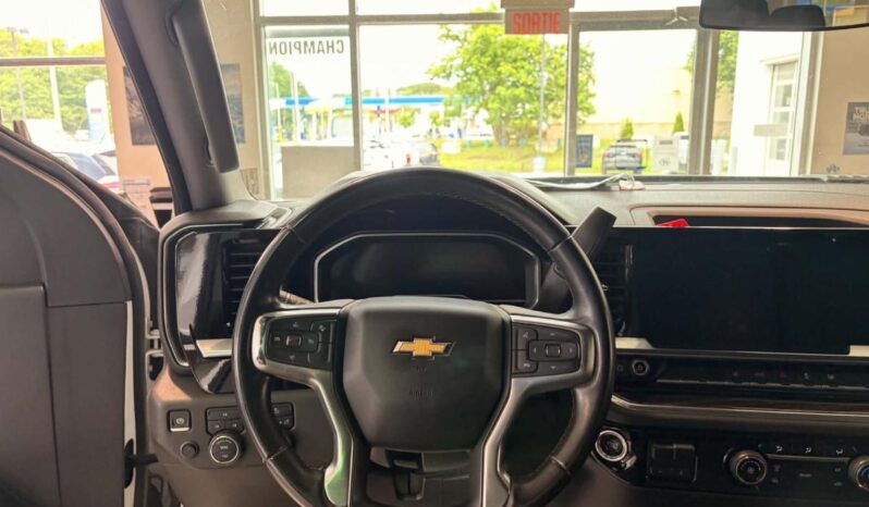 
								2024 Chevrolet Silverado 2500 4wd Crew Cab full									