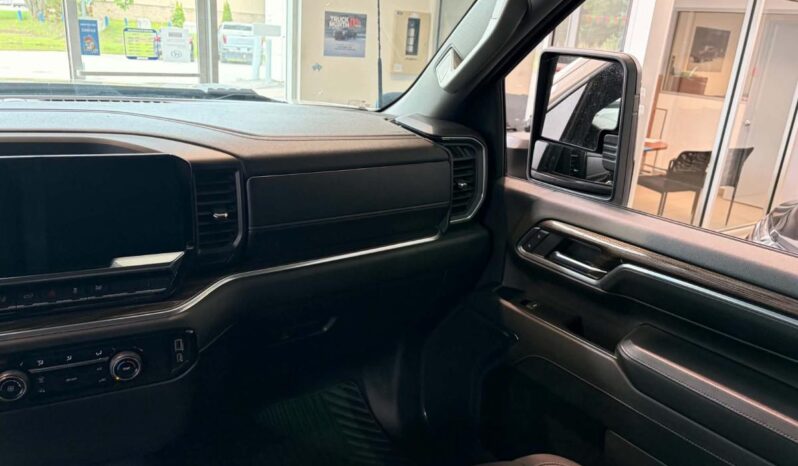 
								2024 Chevrolet Silverado 2500 4wd Crew Cab full									