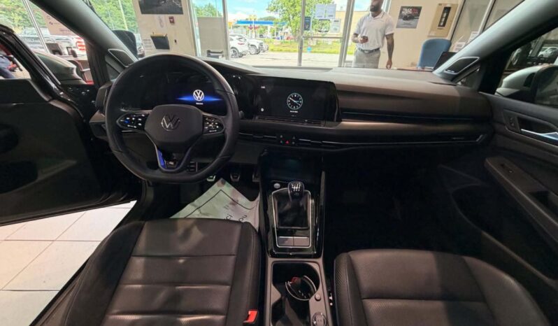 
								2024 Volkswagen Golf R 2.0 T 6sp full									