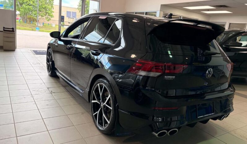
								2024 Volkswagen Golf R 2.0 T 6sp full									