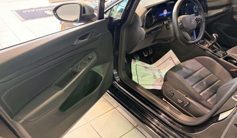 
								2024 Volkswagen Golf R 2.0 T 6sp full									