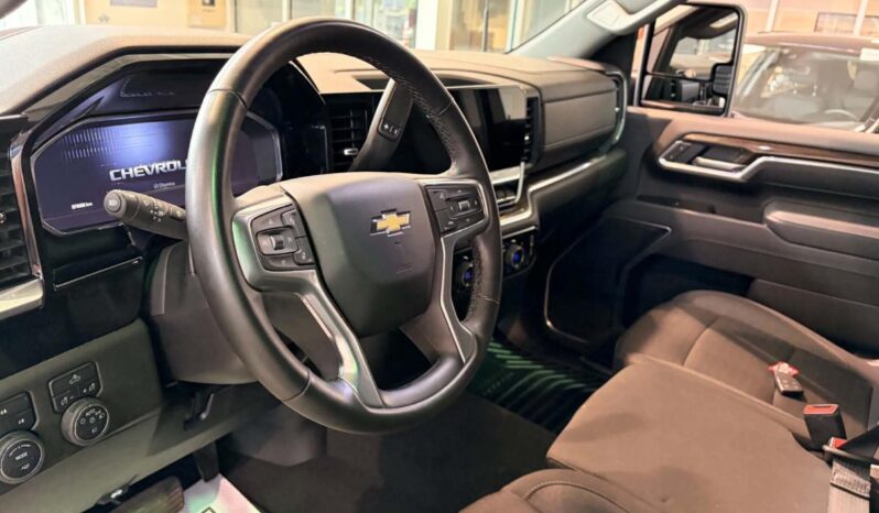 
								2025 Chevrolet Silverado 2500 4wd Crew Cab full									